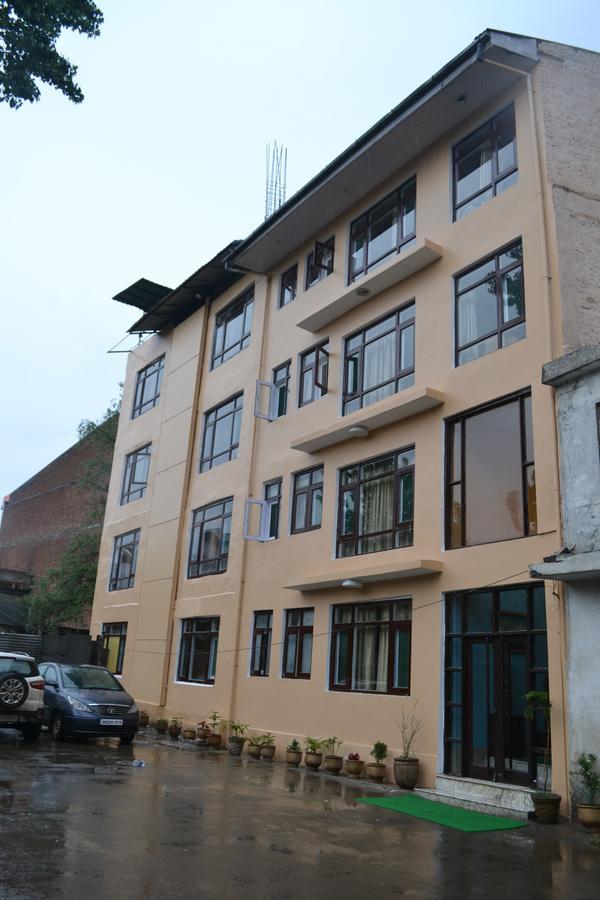 Royal Residency Srinagar (Jammu and Kashmir) Exterior photo
